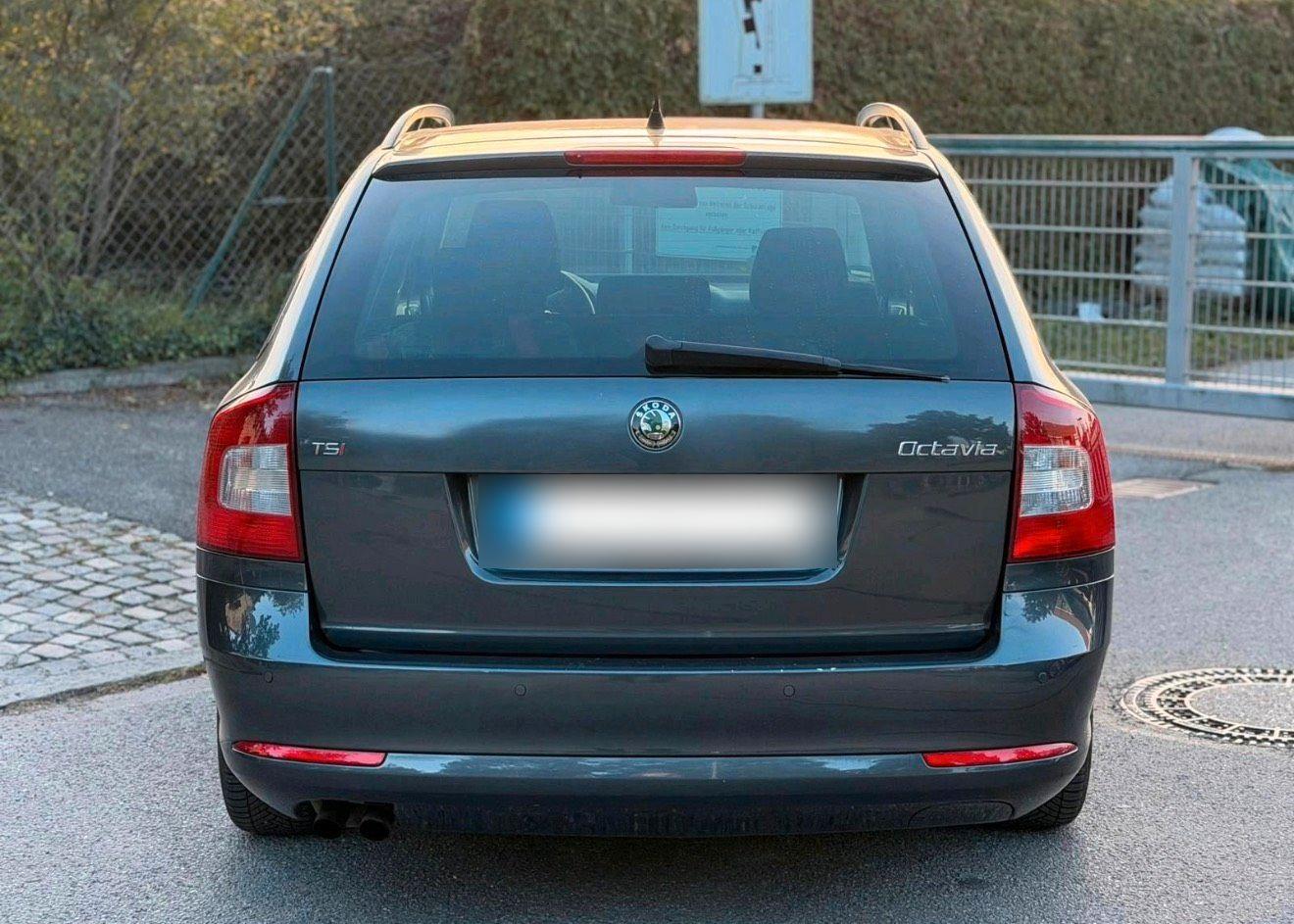 Skoda Octavia 2012 — photo 6