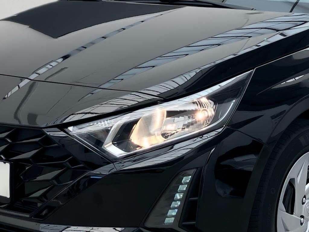 Fahrzeugabbildung Hyundai i20 1.0 T-GDI 6-MT Select KlimaA Navi SpurH KAM