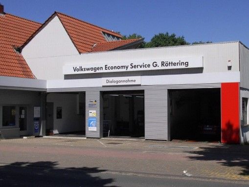 Fahrzeugabbildung Volkswagen T-Cross 1.0 TSI 70 kW Life +LED+SHZ+ACC