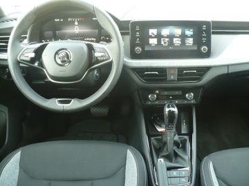 Bild 7 Skoda Kamiq Selection DSG SHZ PDC v+h Kamera ALU LED