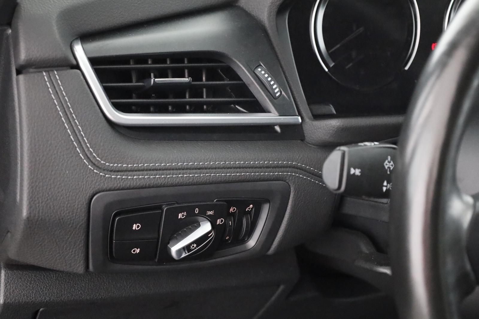 BMW 218 iA Gran Tourer M Sport LED Navi Teilleder PDC, миниатюра 21