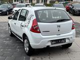 Dacia Sandero Ambiance - 1.2 - 75PS - 8fach Bereift - gebrauchte Dacia Sandero aus dem Jahr 2011