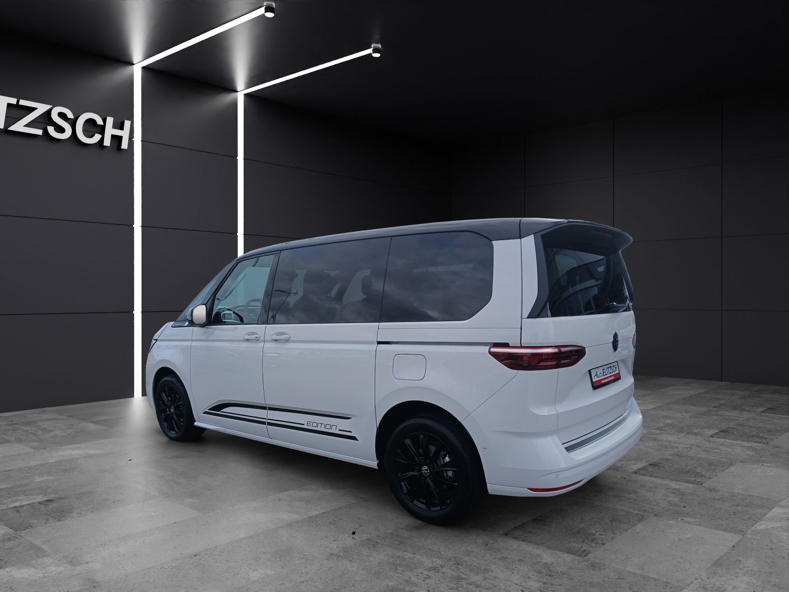 Fahrzeugabbildung Volkswagen T7 Multivan TSI Edition 7- DSG AHK NAVI IQ.LIGHT