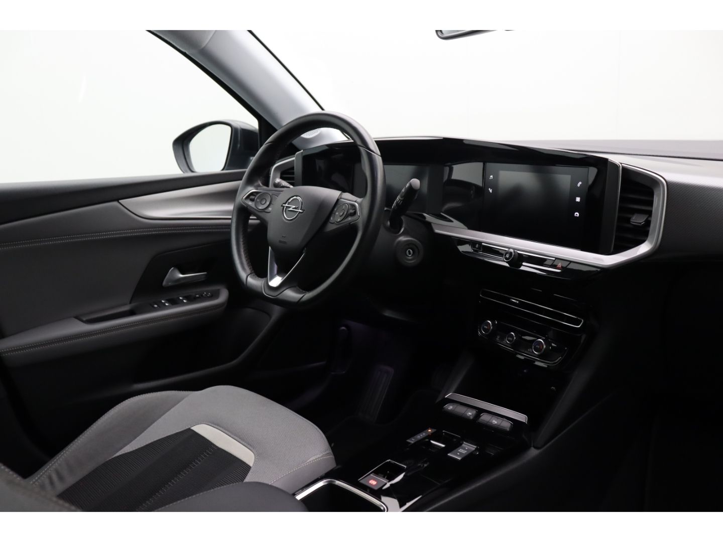 Fahrzeugabbildung Opel Mokka 1.2 Elegance Kamera SHZ Einparkhilfe
