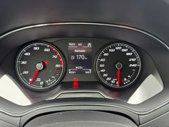 Fahrzeugabbildung Seat Ibiza Style Navi Sitzh. Tempom. Klima. Einparkhi