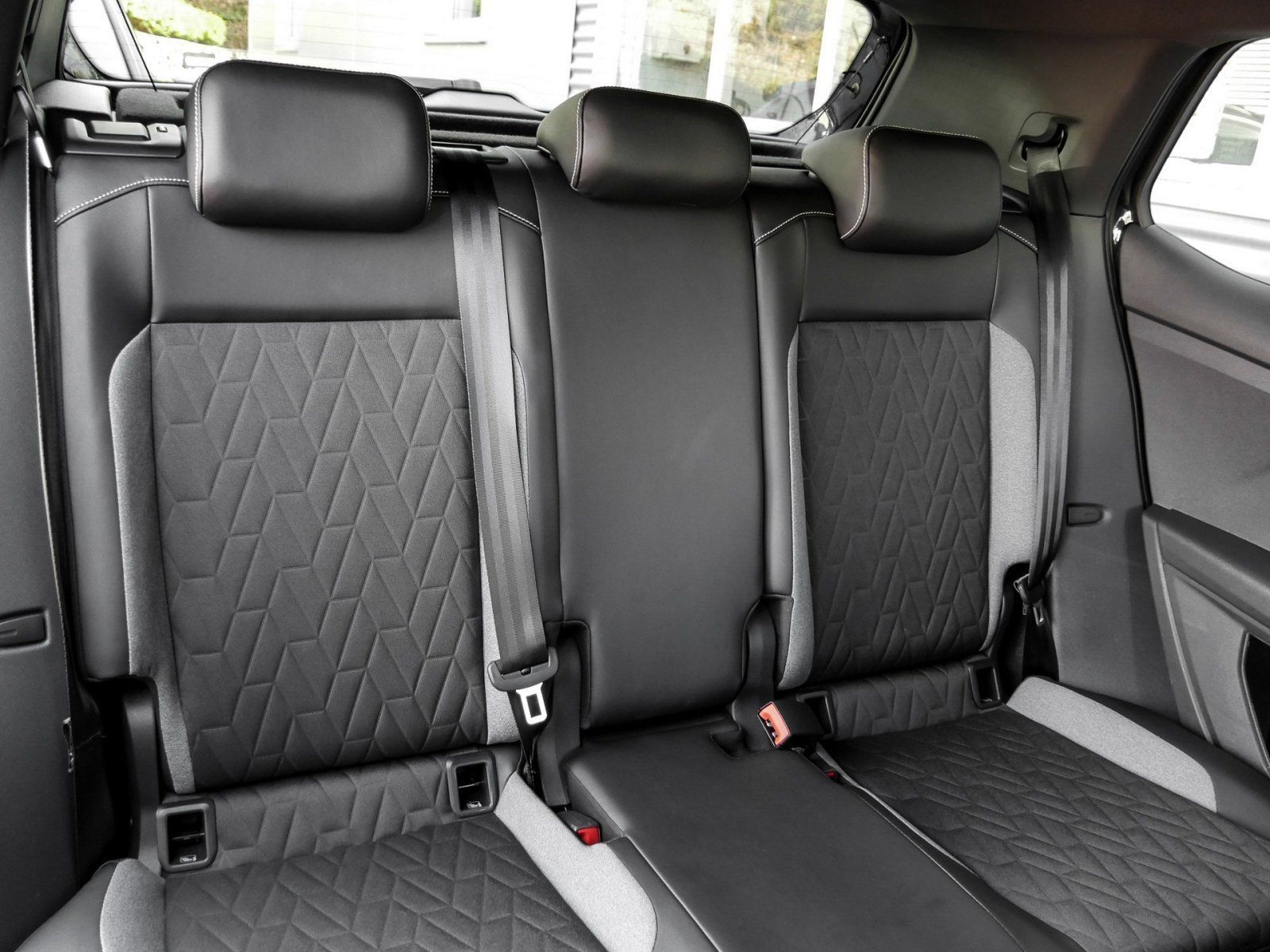 Volkswagen T-Cross - Bild 4