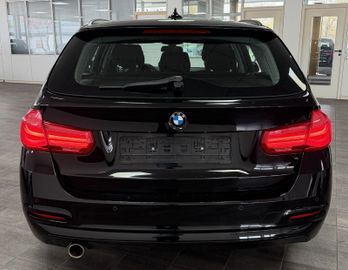 BMW 318 - 12