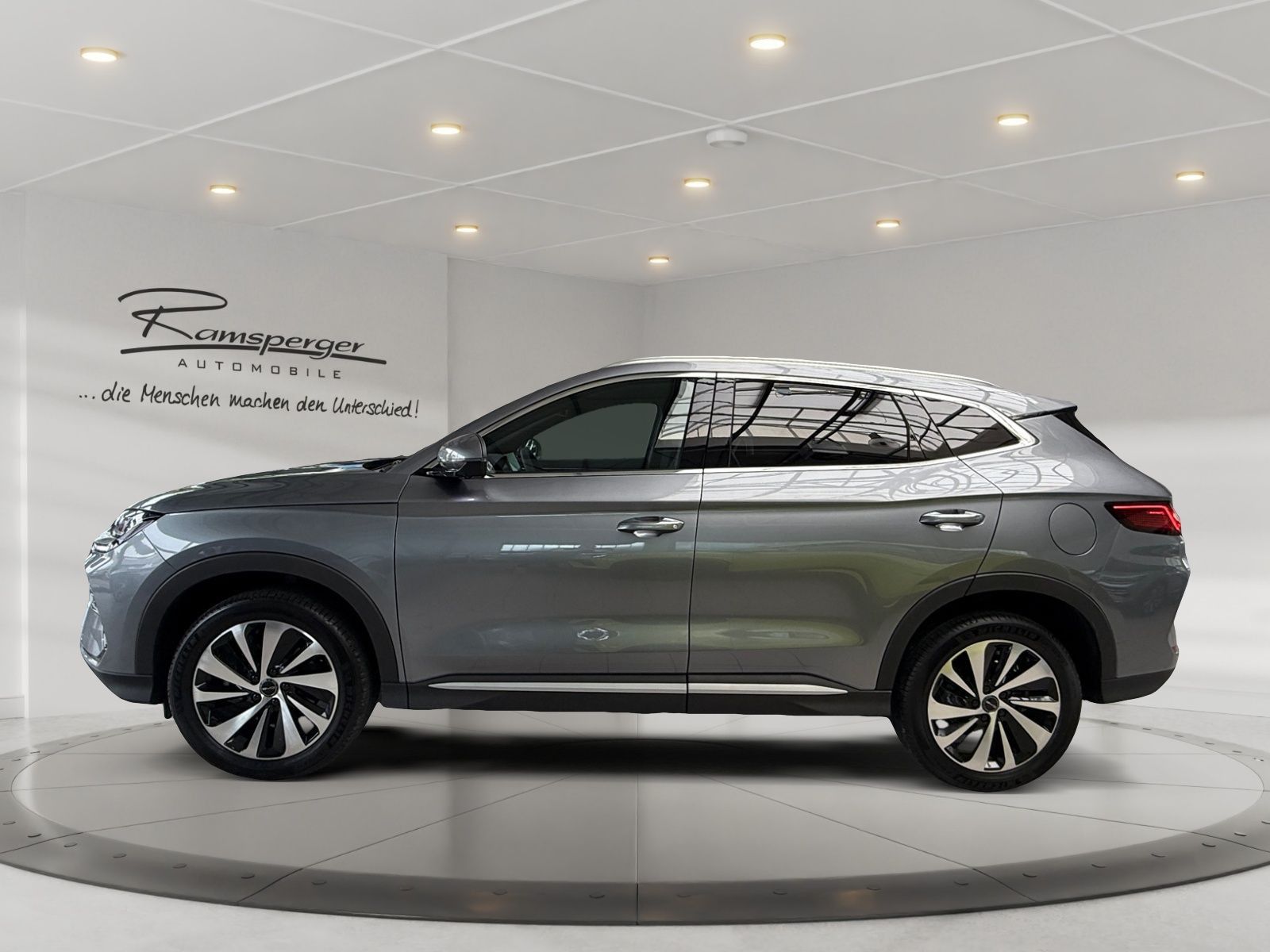 BYD SEAL U