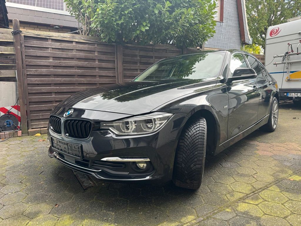 Image of BMW 320