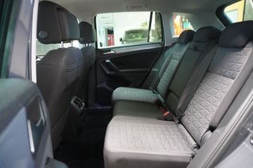 Volkswagen Tiguan - 9