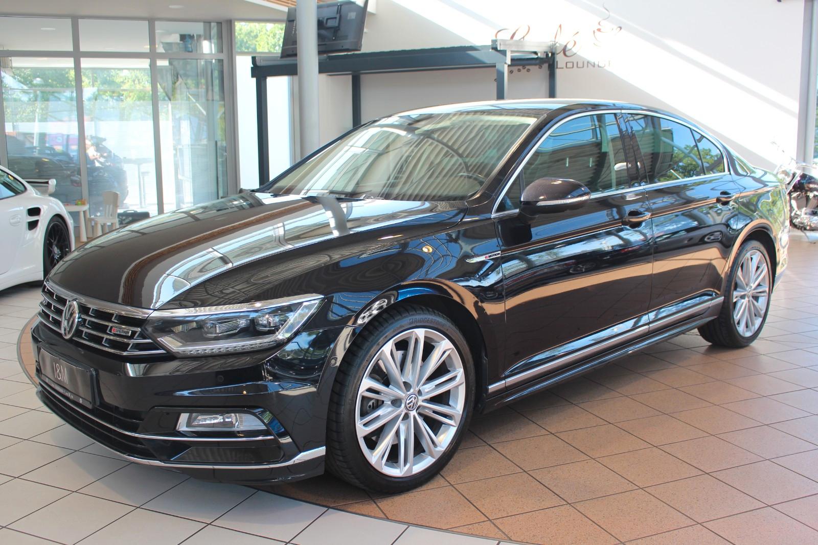 Volkswagen Passat Lim. Highline 4Motion+R-Line+ACC+Cam+PDC+