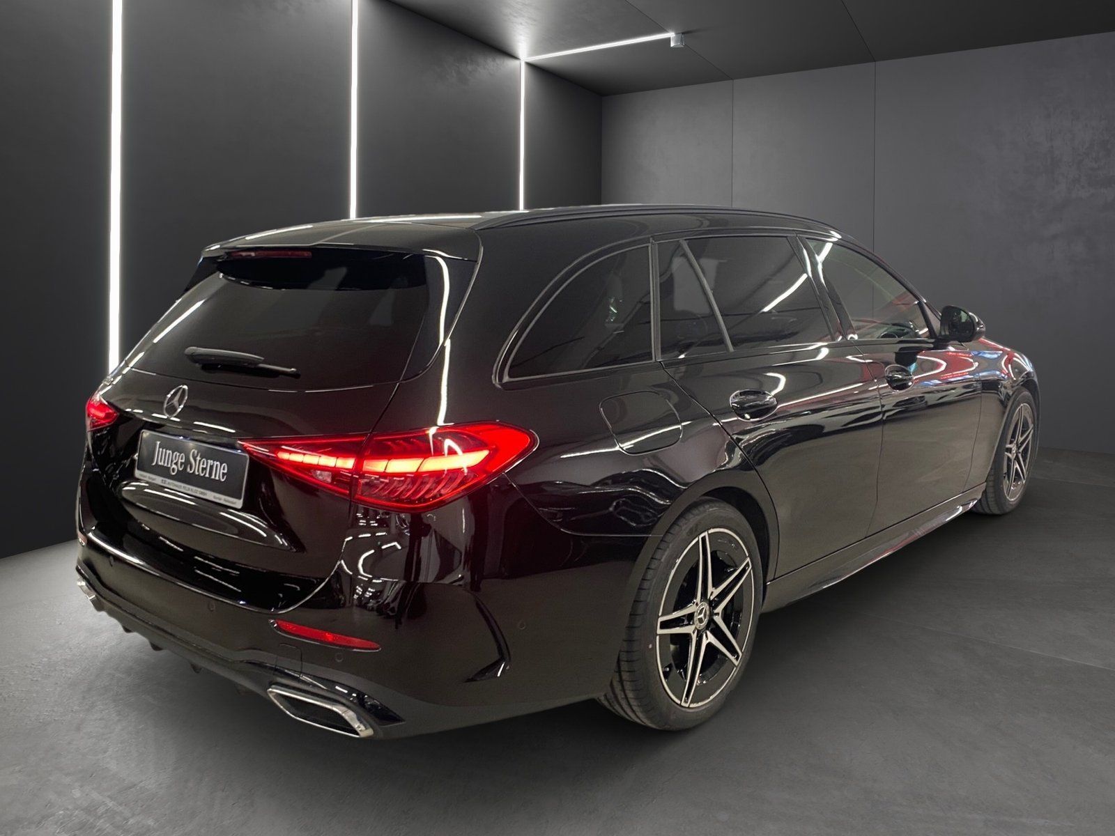 Fahrzeugabbildung Mercedes-Benz C 200 T AMG*Pano*AHK*Night*Totwink*Memo*LED*Kam*