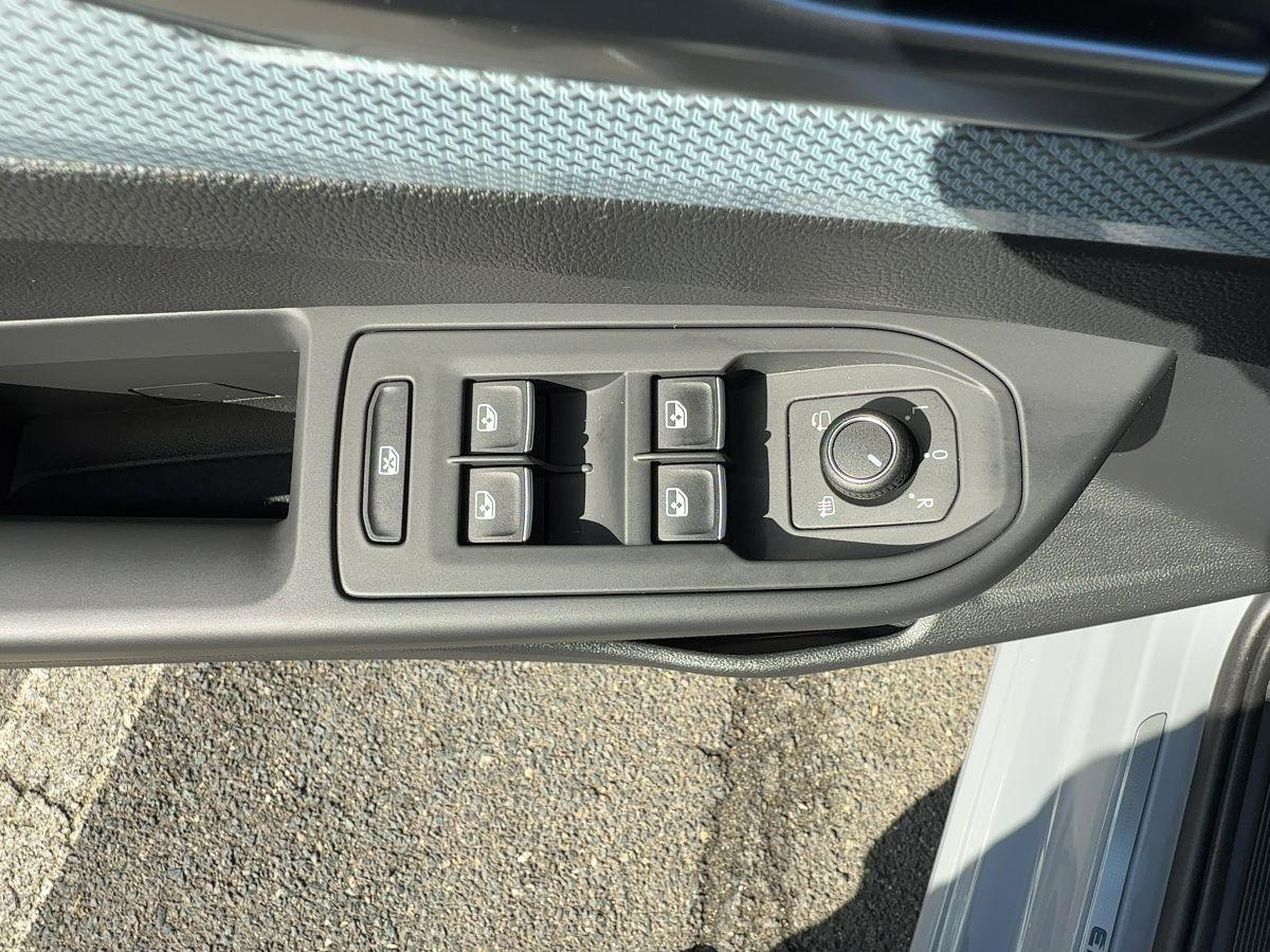 Volkswagen Golf VIII 1.5 eTSI DSG Energy Ganzjahresreifen R, миниатюра 13