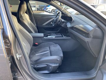 Bild 11 Opel Astra GSe ST AT8/NAVI/SHZ+LHZ/PDC VO+HI+360CAM