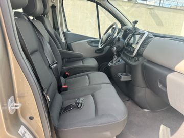 Renault Trafic - 10