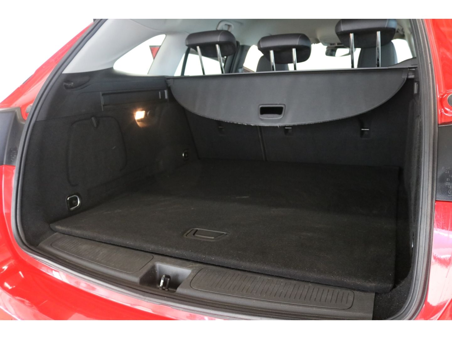 Fahrzeugabbildung Opel Astra K Sports Tourer Innovation Start Stop 1.6