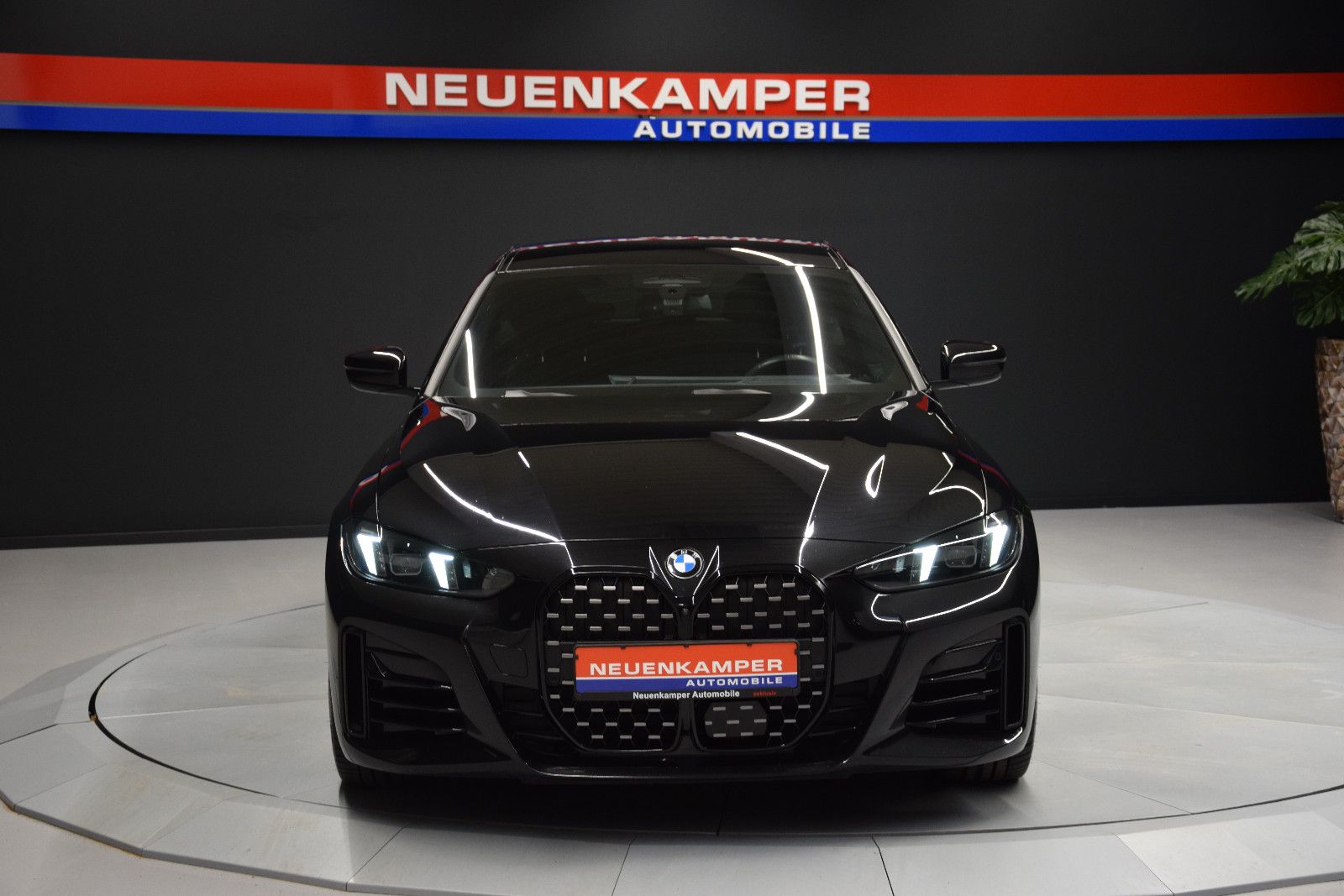 Fahrzeugabbildung BMW 420 d Gran Coupe xDrive M Sport ACC HuD 360°
