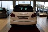Porsche Cayenne S Hybrid Panorama LEDER*Scheckheft - mit Hybrid-Antrieb: Geländewagen