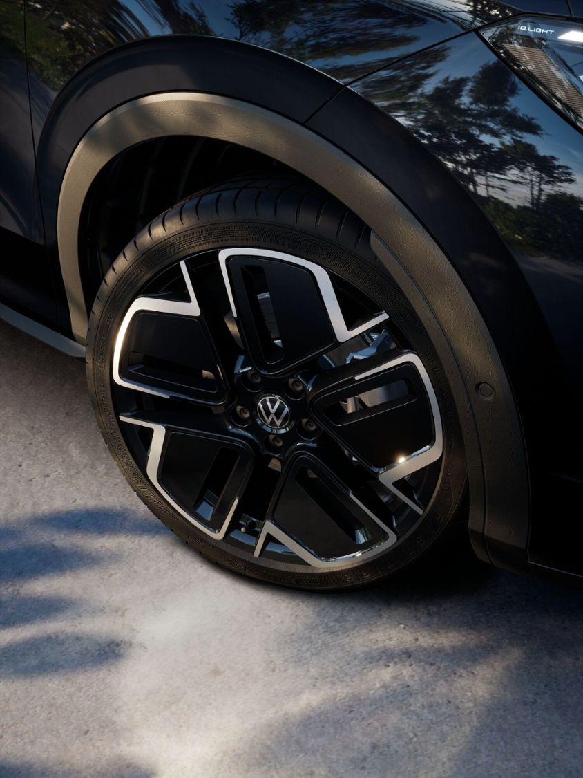 Fahrzeugabbildung Volkswagen T-Roc 1.5 eTSI R-Line *AHK, Winterkompletträ., I