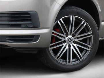 Volkswagen T6.1 Multivan Trendline 2.0 TDI 6-Gang Kamera AH