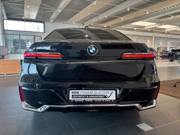 BMW 740 - 11