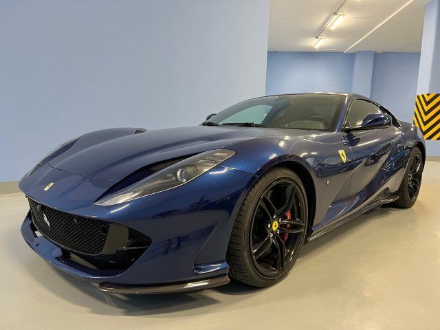 Ferrari FERRARI 812 Superfast