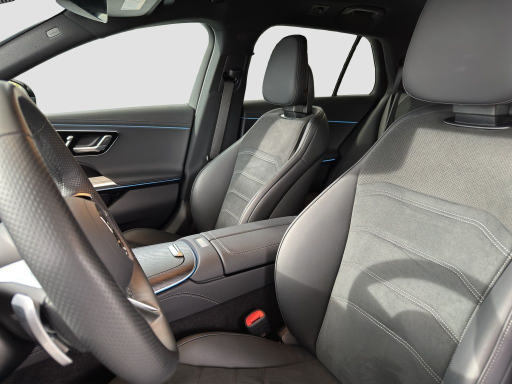 Fahrzeugabbildung Mercedes-Benz E 300 de T-Modell mit EQ Hybrid Technologie AHK