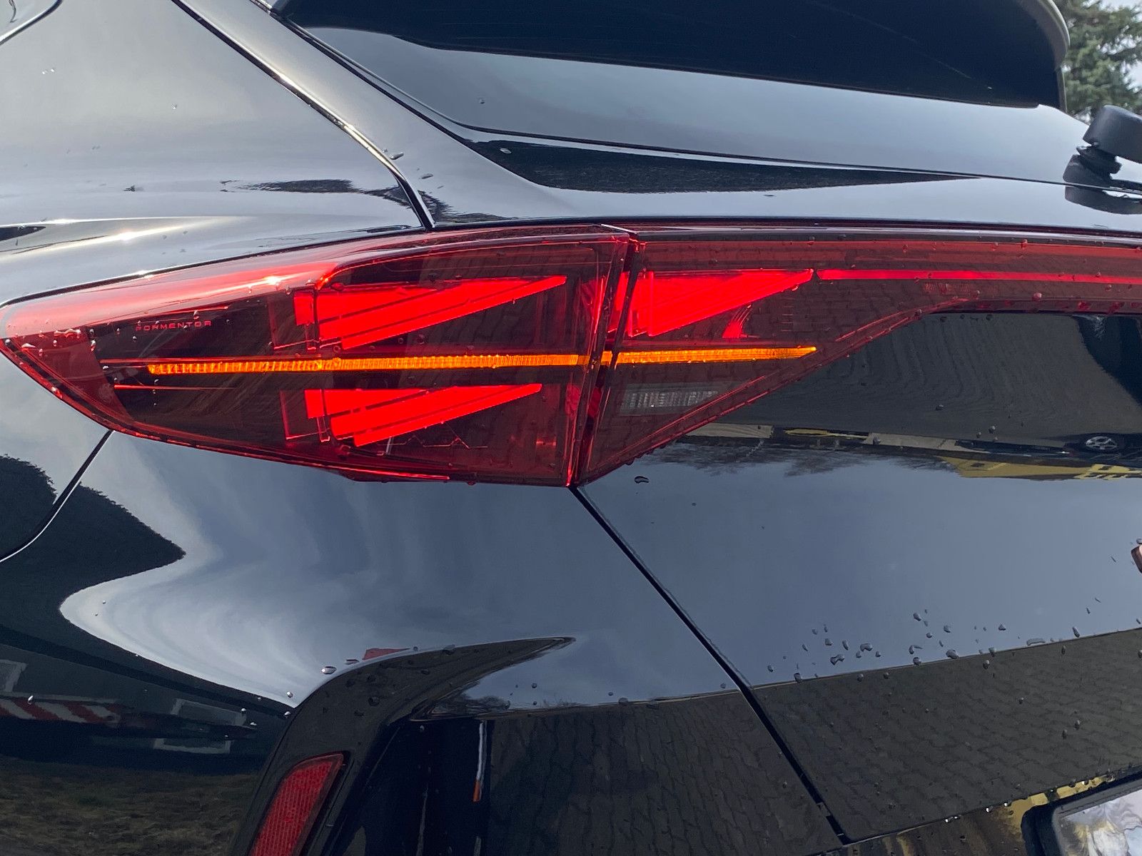 Fahrzeugabbildung CUPRA Formentor 1.5 eTSI DSG *Winterpaket