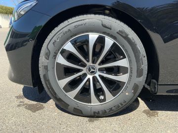 Mercedes E 220 - 6