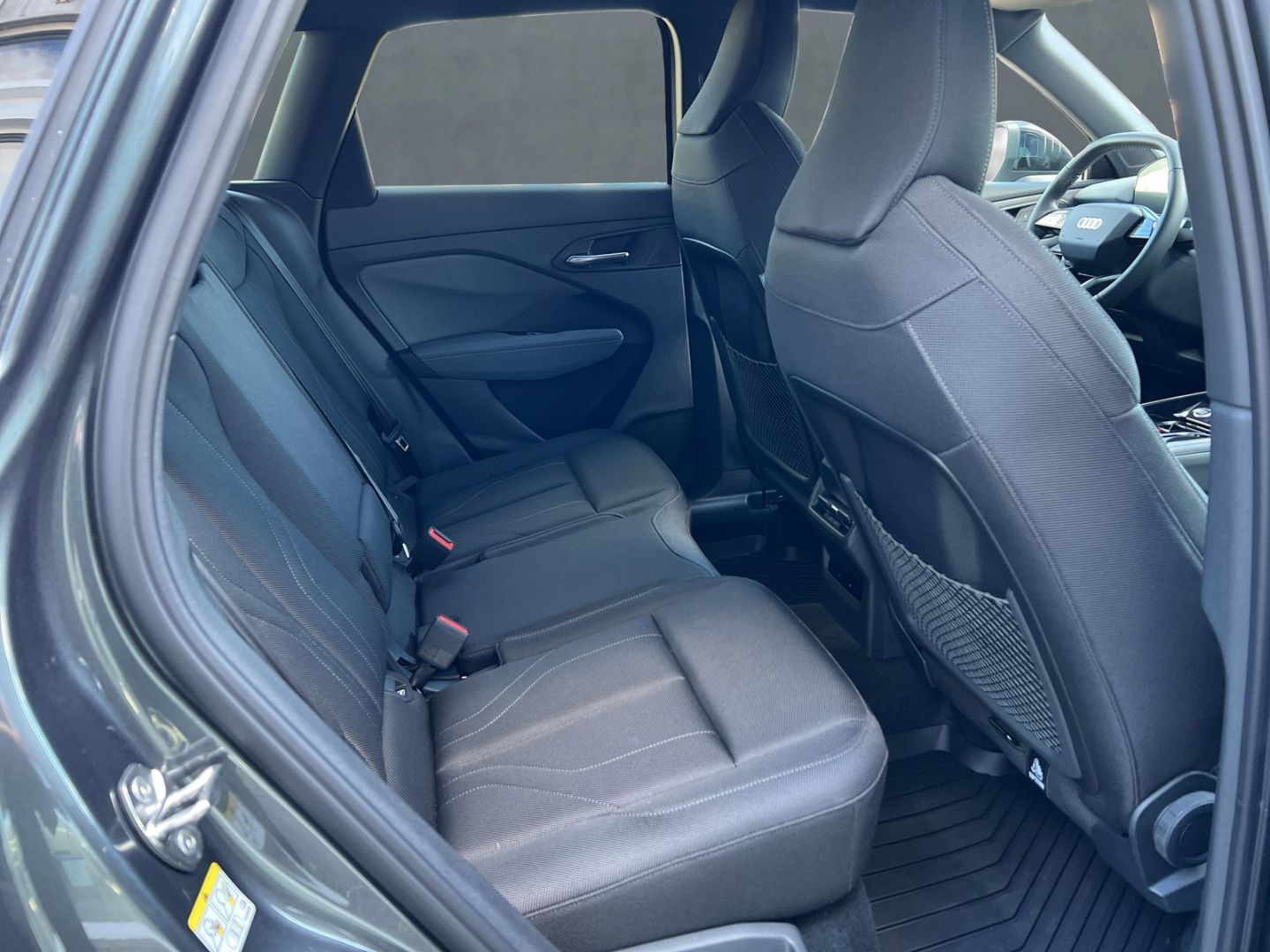 Q3 2.0 TDI Neues Modell Sportpaket Navi Digitale