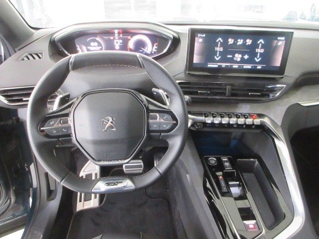 Fahrzeugabbildung Peugeot 5008 GT 1.2T NAVI/LED/SHZ/LEDER/PDC+CAM/PARKASS.