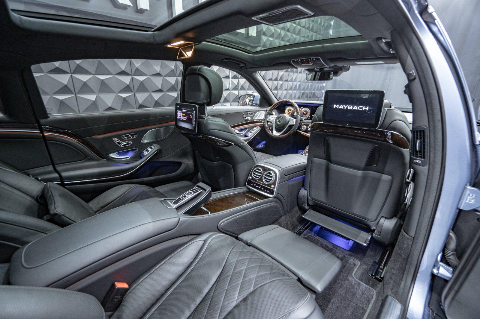 Mercedes-Benz S 650 Maybach V12 First-Class