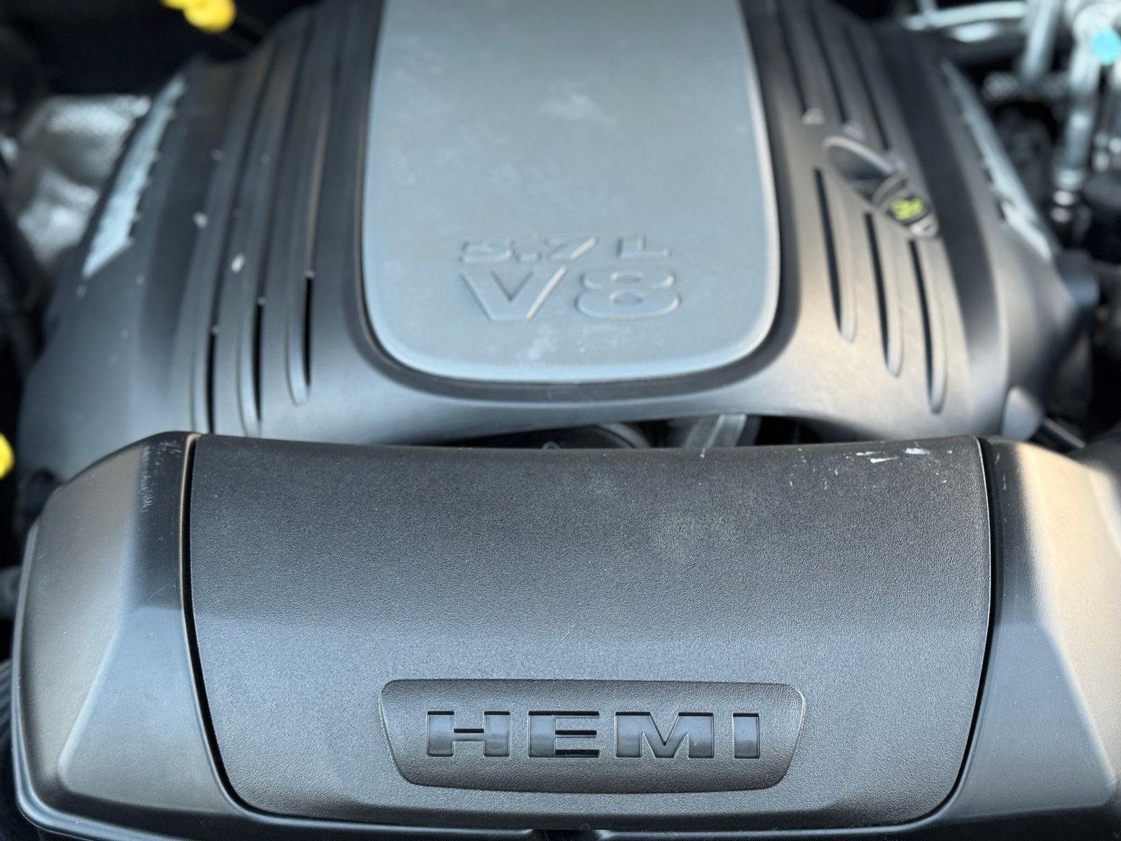 Fahrzeugabbildung Dodge Durango 4x4 5.7 V8 HEMI 20Zoll Leder AHK Navi