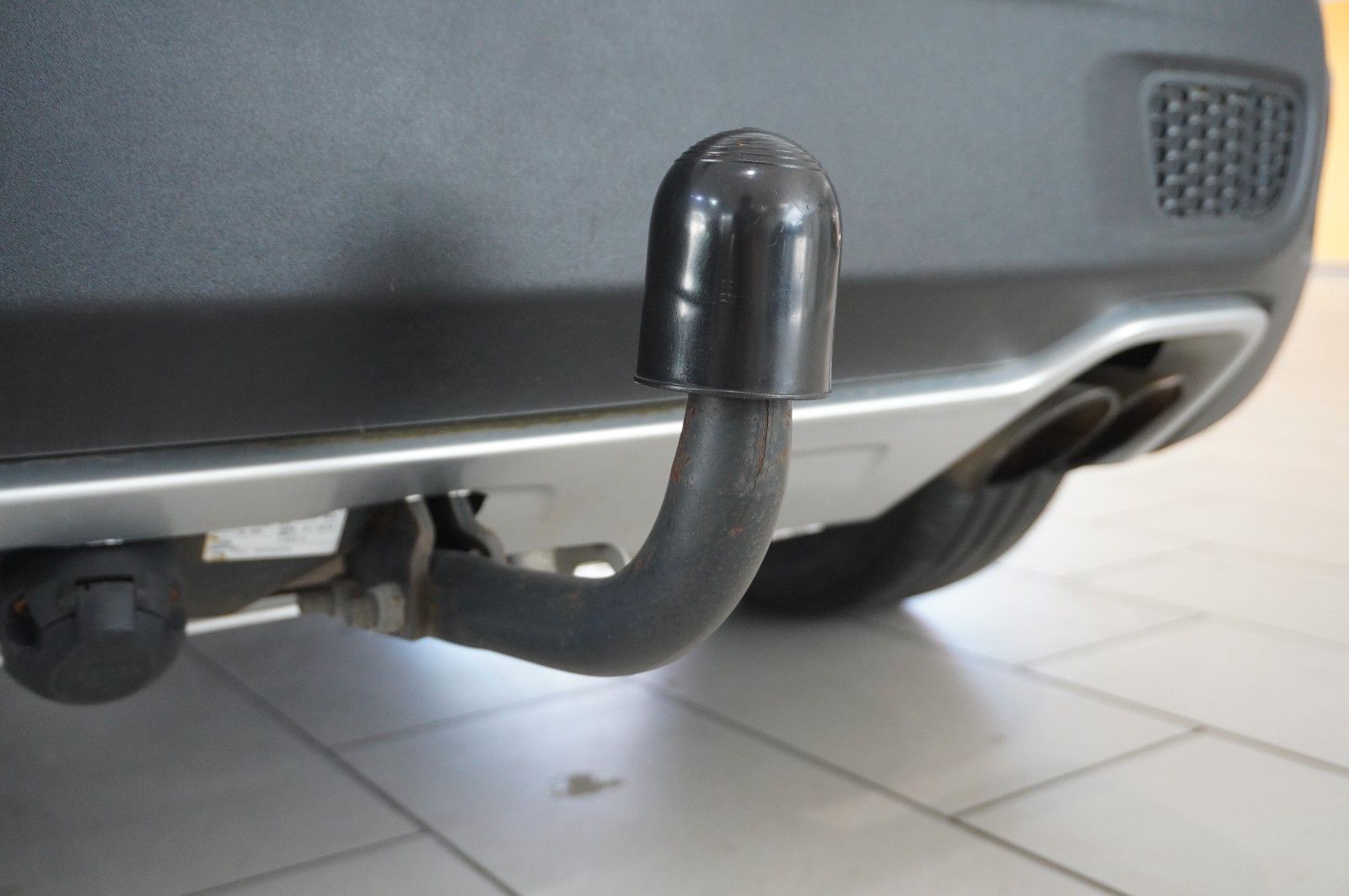 Fahrzeugabbildung Jeep Renegade 1.4T LIMITED KLIMA/SHZ/PDC/TEMP/AHK