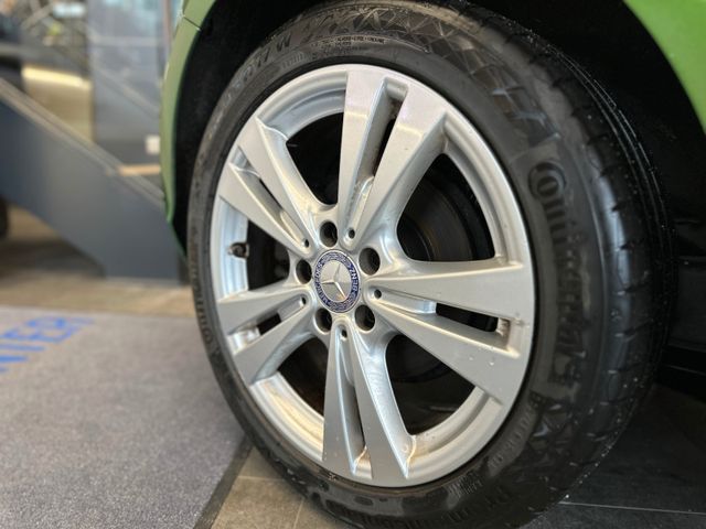 Mercedes-Benz A 180 A d BlueEfficiency*2. Hand*LED