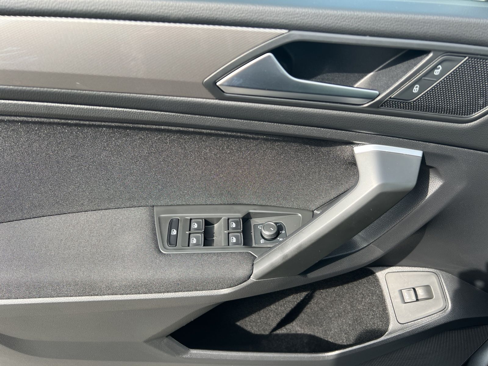 Tiguan Allspace Life 1.5 TSI DSG*AHK*Navi*ACC*L