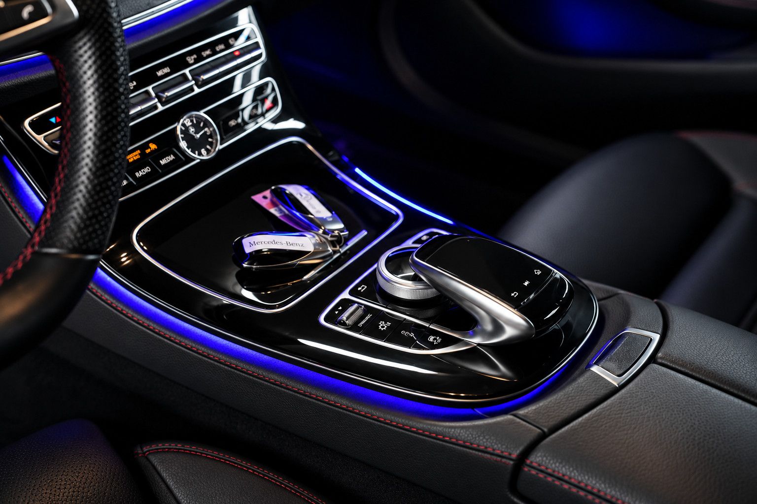 Fahrzeugabbildung Mercedes-Benz E 43 AMG E 43 AMG 4Matic *Ambiente*MultibeamLED*