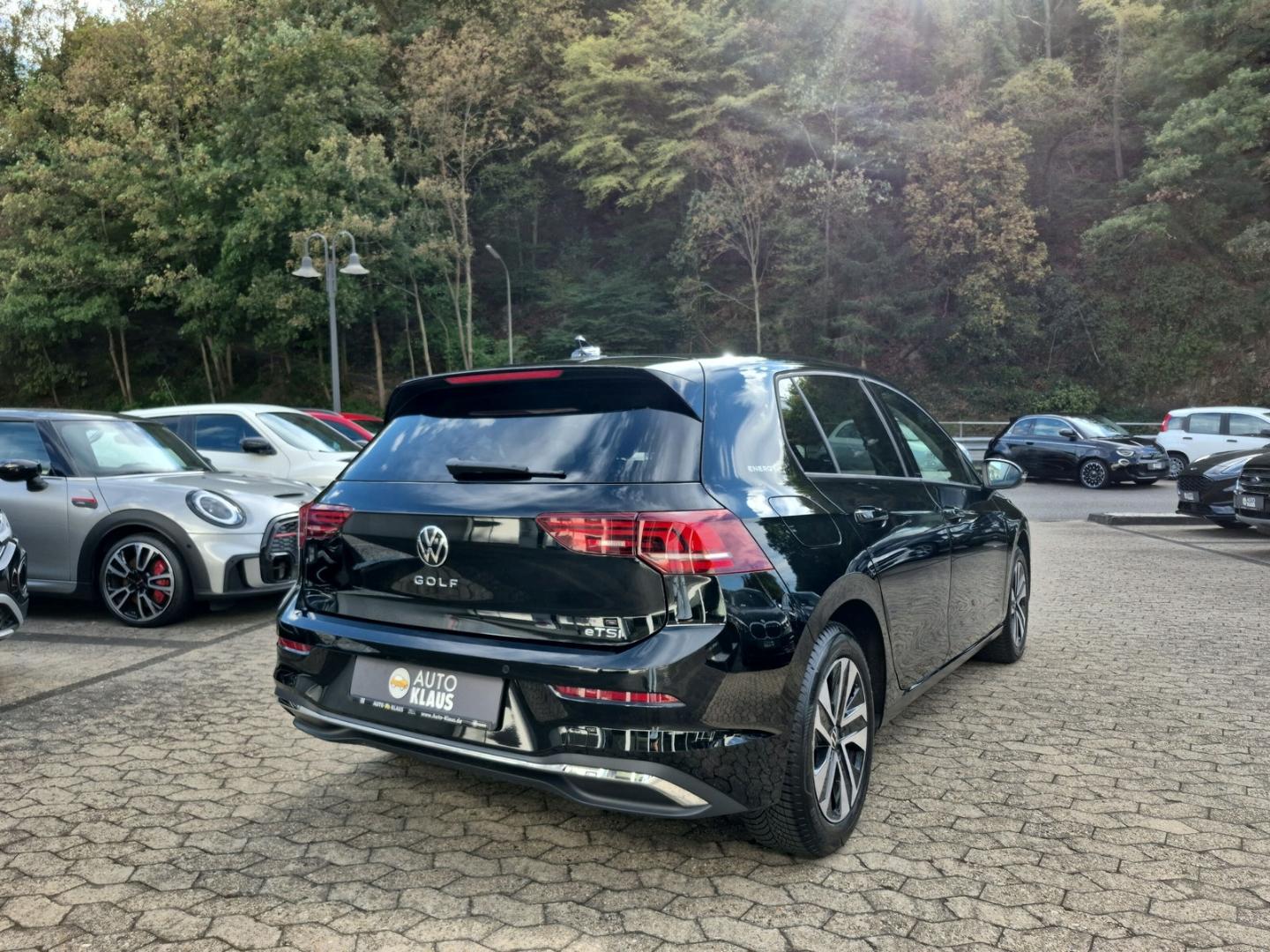 Volkswagen Golf VIII 1.5 eTSI DSG Energy Navi ACC SHZ, миниатюра 3