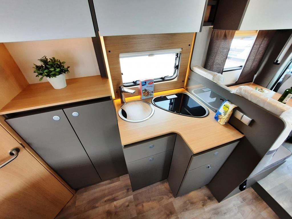 Fahrzeugabbildung LMC Tourer Lift H 630 Verfüg./Sparen Sie 17.161,- €