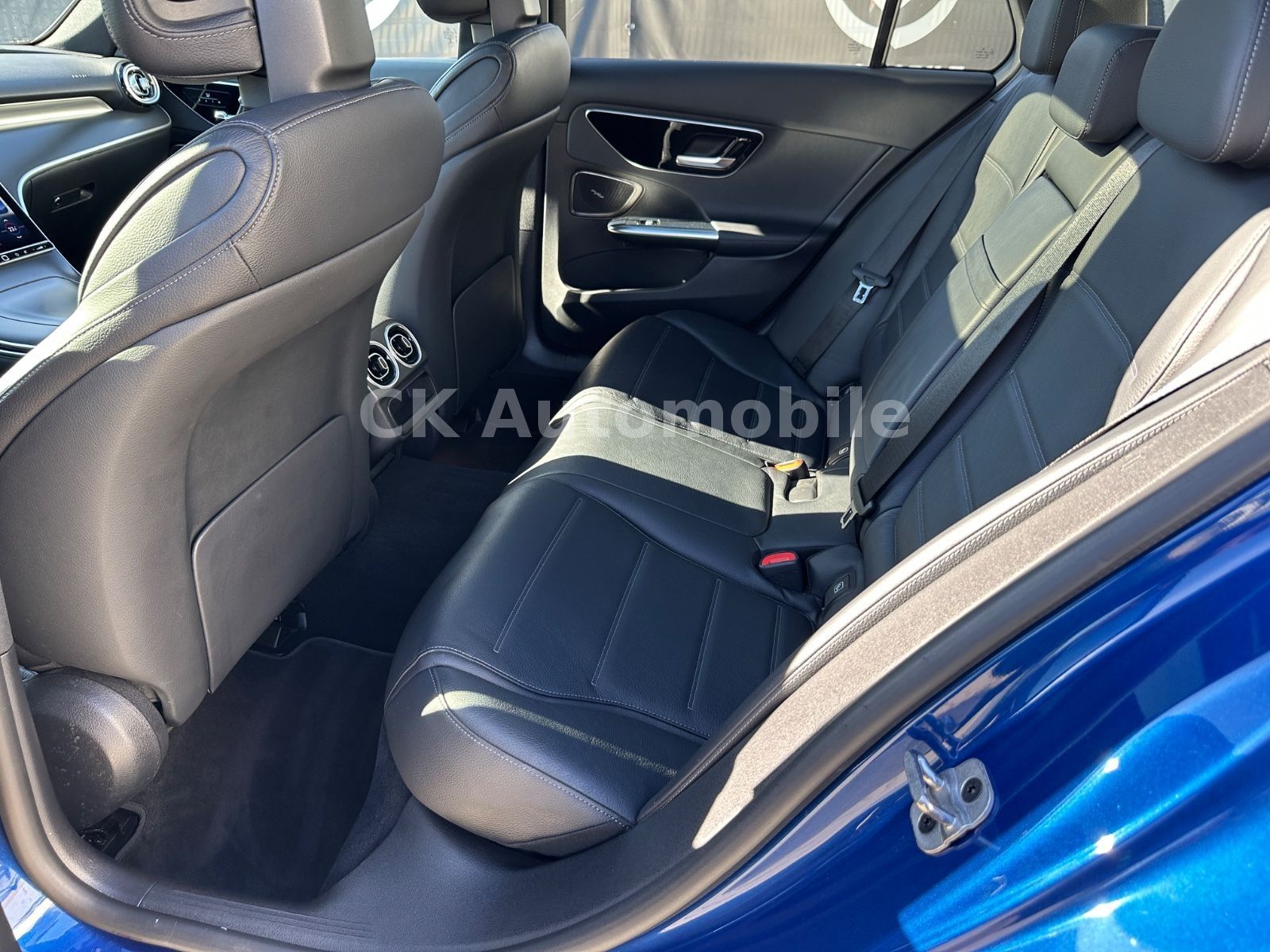 Fahrzeugabbildung Mercedes-Benz C 220d 4Matic All Terrain Avantgarde/Pano/360°K
