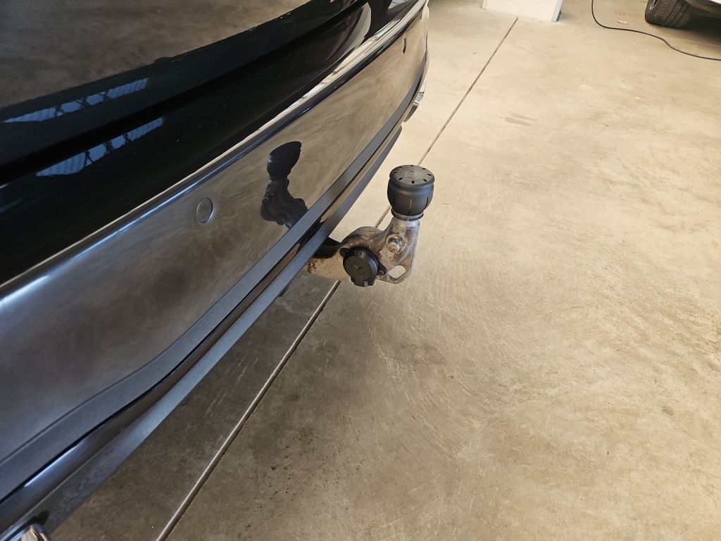 Fahrzeugabbildung Mercedes-Benz C 180 T AMG Night AHK Totwi. Navi LED SHZ Ambie.
