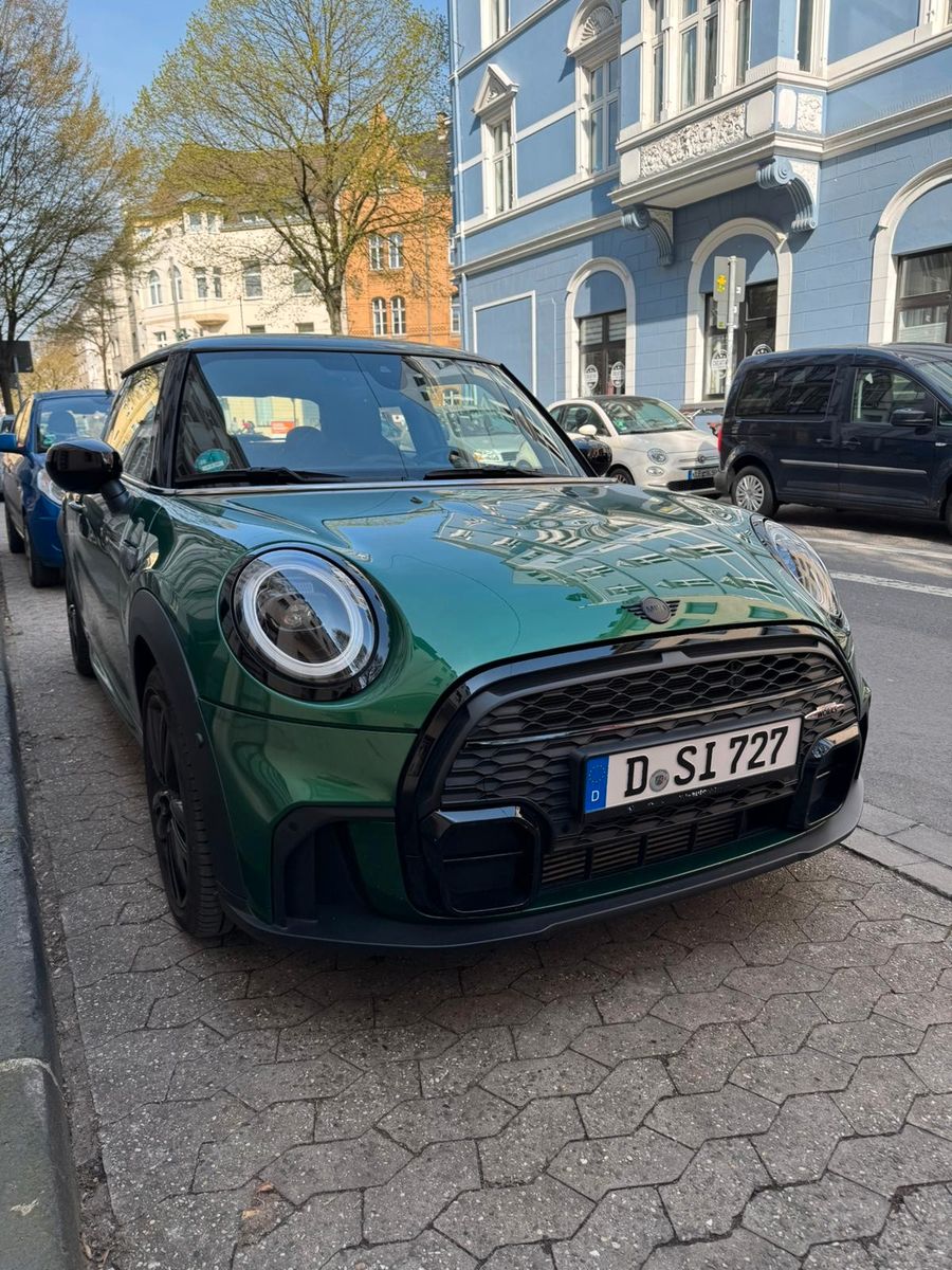 MINI Cooper John Cooper Works Trim Steptronic Joh...