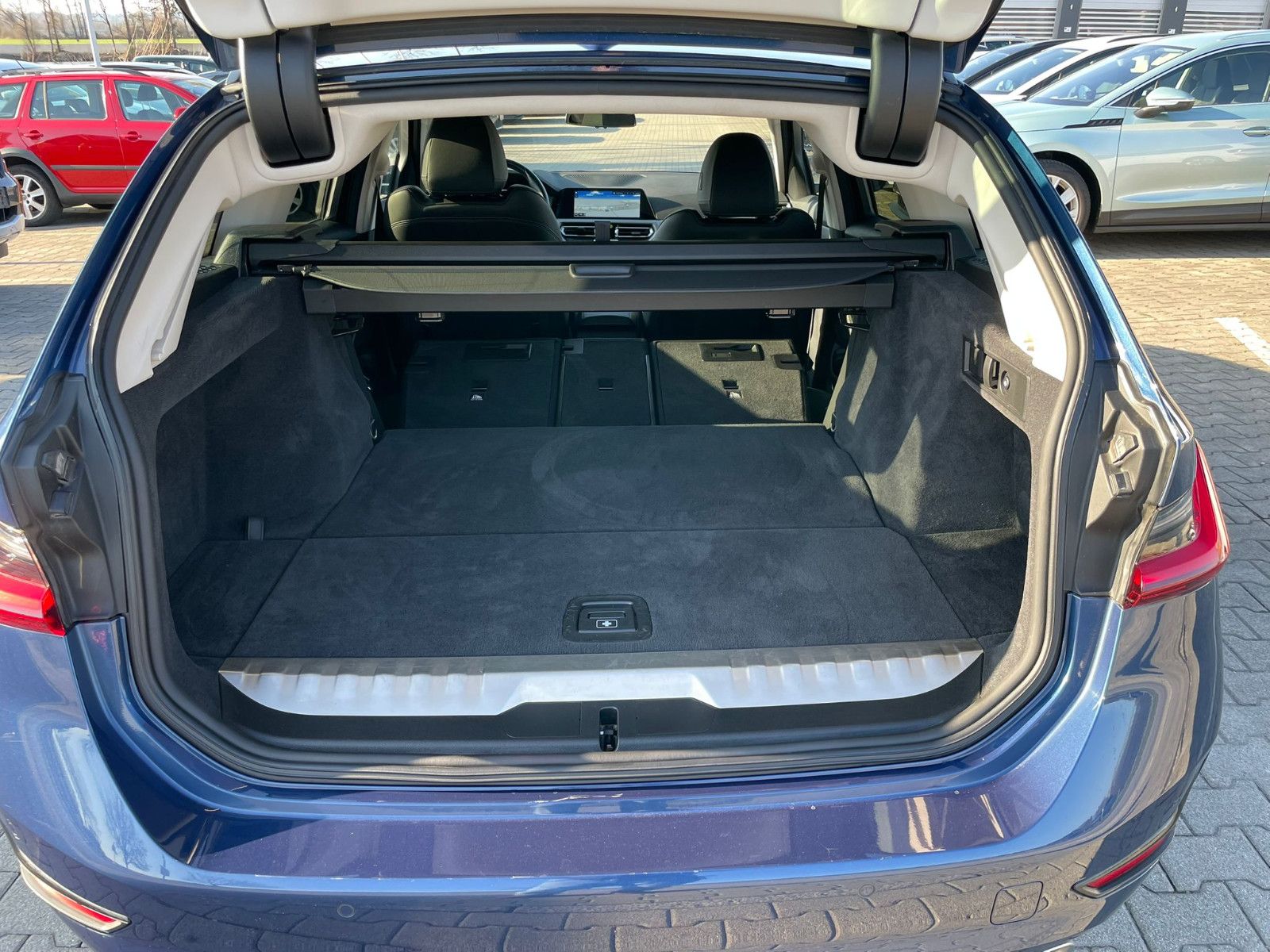 BMW 330e Touring Advantage HUD SHZ RFK AHK LiveCoPro foto 8