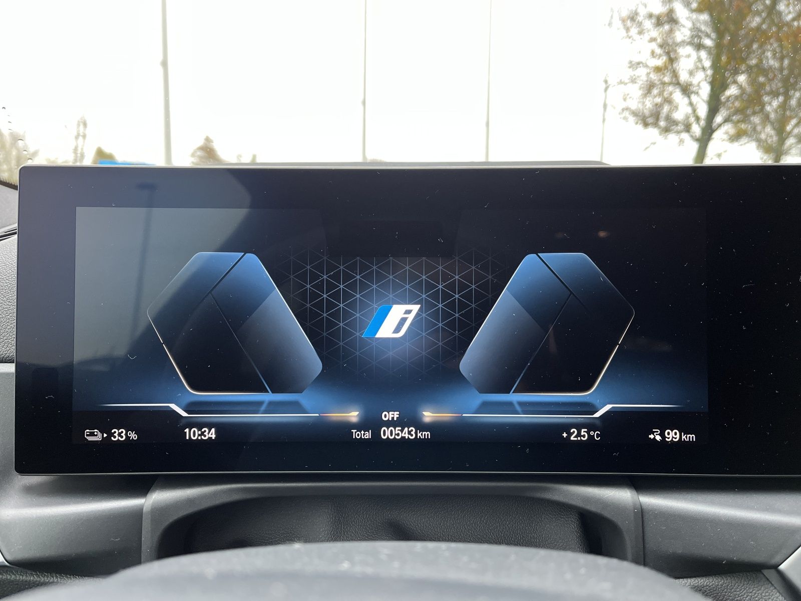 Fahrzeugabbildung BMW i4 eDrive40 GC M-Sport +ParkingAssistent+Komfort