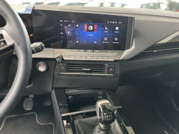 Fotografie 19 des Opel Astra 1.2 Turbo GS AHK