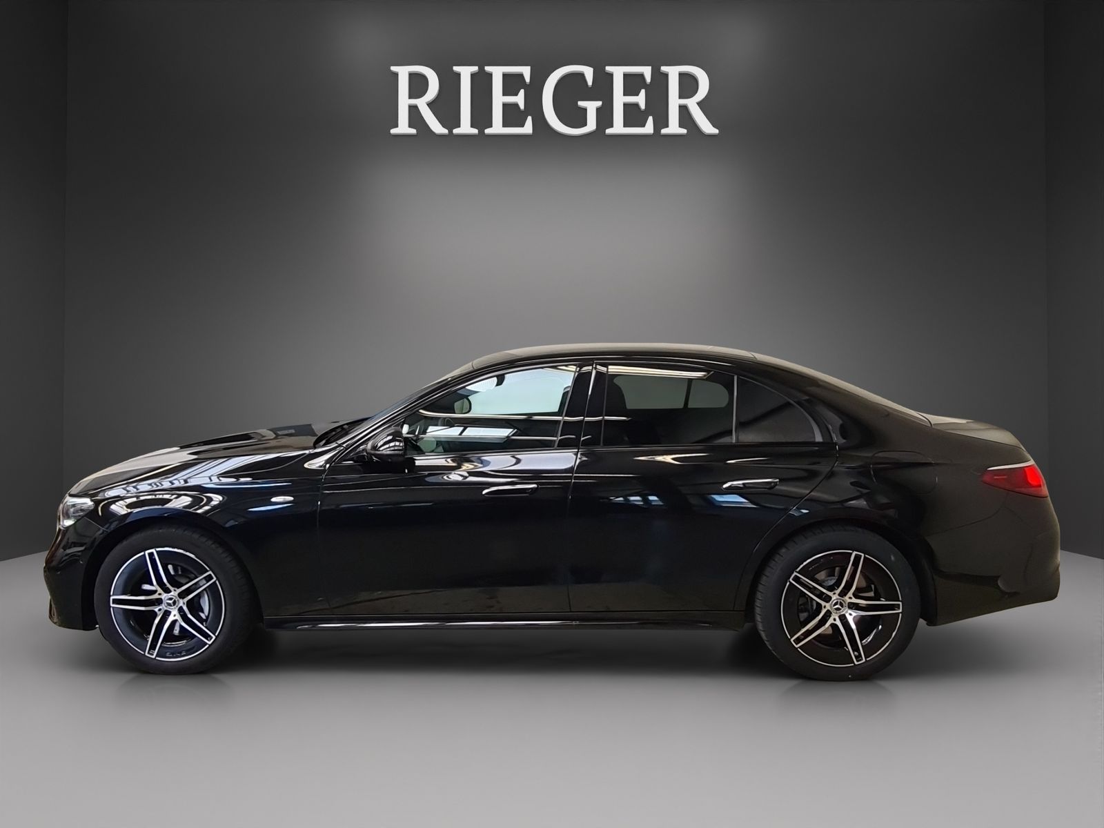 Mercedes-Benz E 300 de AMG NIGHT 360° Keyless Digital Light foto 5