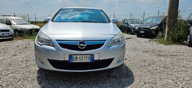 Opel Astra 1.7 CDTI 110CV Sports Tourer Cosmo