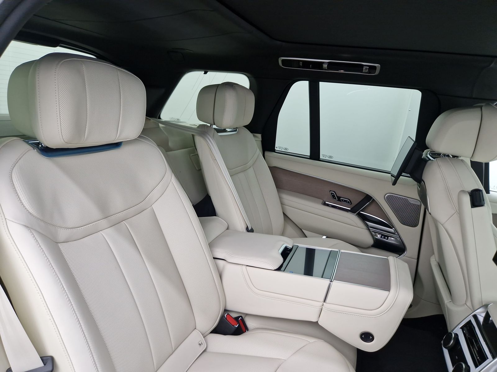 LAND ROVER Range Rover SWB D350 Autobiography AHK – Bild 30