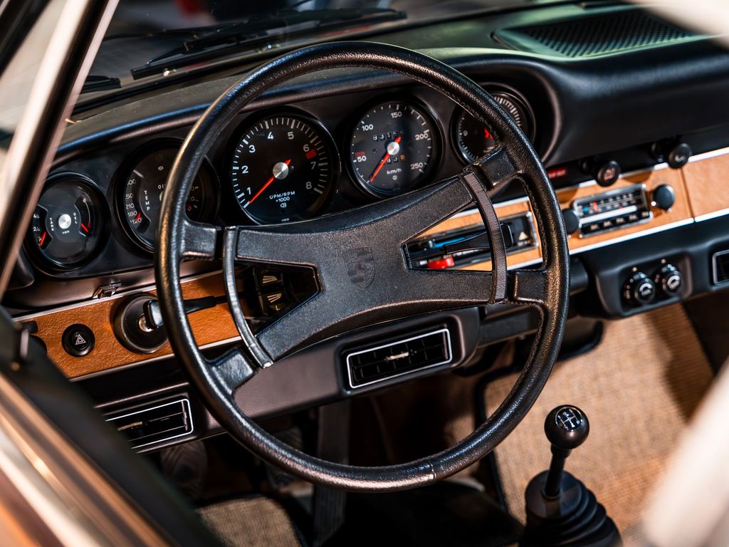 PORSCHE 911 1973