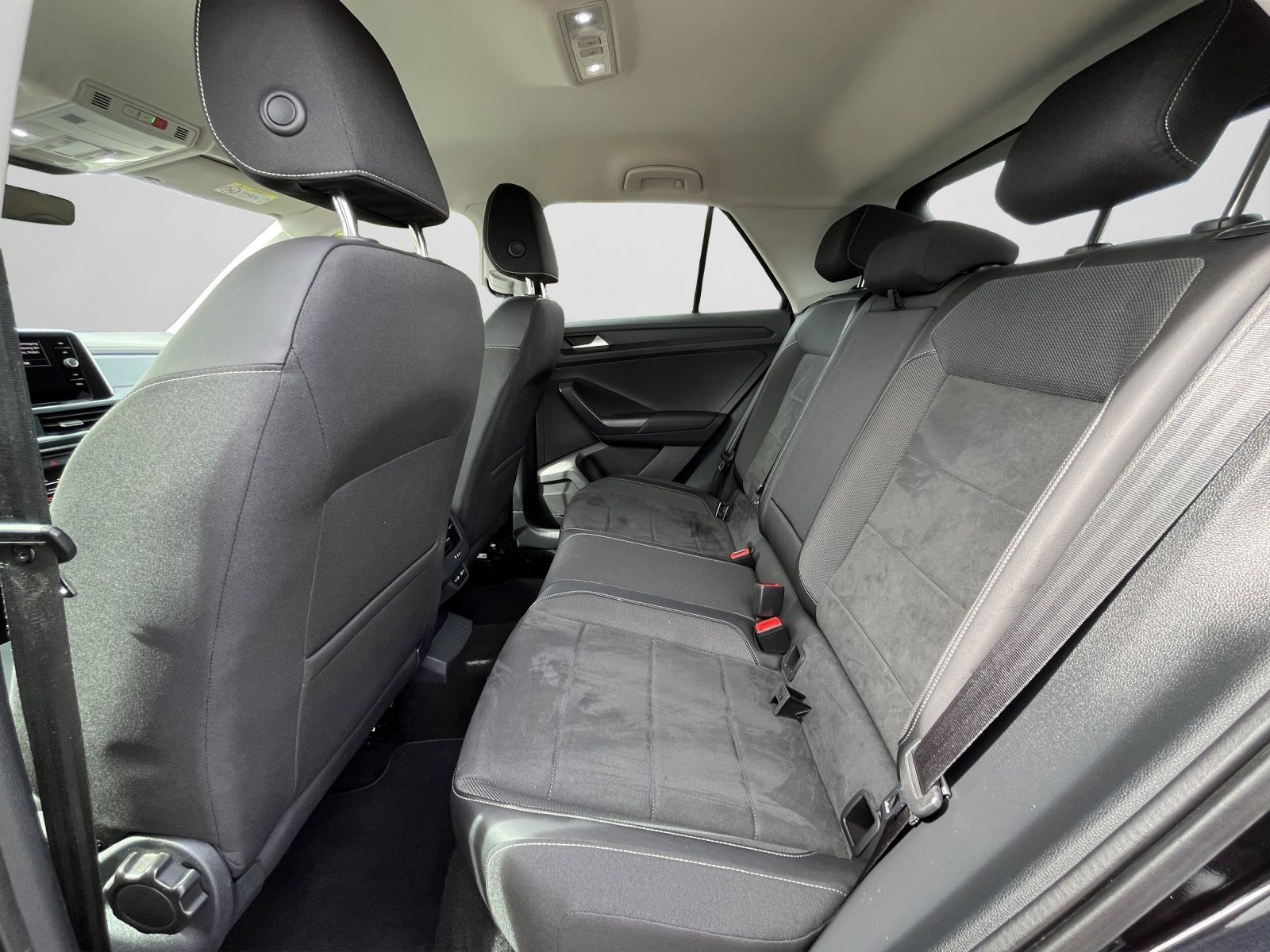 Volkswagen T-Roc - Bild 15